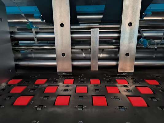 High Speed Flute Laminator Machine with No Feeding Pressure Structure and Digital Glue Control to Minimize Damage and Glue Waste